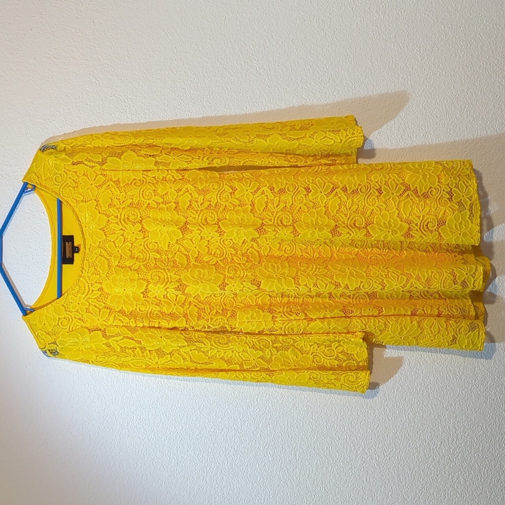 Alexia Admor Dress Yellow Women Med Laced Long Sleeved Lacey Slip on